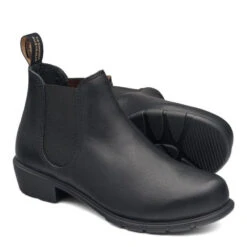 Blundstone Women's Series Low Heel 2068 In Black -Blundstone || Sorel || Hunter Shop 2068 2 1100x