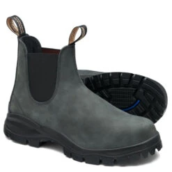 Blundstone Lug Sole 2238 In Rustic Black -Blundstone || Sorel || Hunter Shop BL 2238 1087 3 1100x
