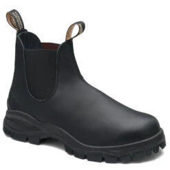 Blundstone Lug Sole 2240 In Black