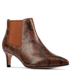 Clarks Women's Laina55 Boot 2 In Dark Tan 7 Clarks Women's Laina55 Boot 2 In Dark Tan -Blundstone || Sorel || Hunter Shop c l cl 26151363 1260 2 1100x