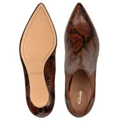 Clarks Women's Laina55 Boot 2 In Dark Tan 9 Clarks Women's Laina55 Boot 2 In Dark Tan -Blundstone || Sorel || Hunter Shop c l cl 26151363 1260 4 1100x