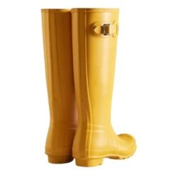 Hunter Women's Original Tall Rain Boots In Yellow 7 Hunter Women's Original Tall Rain Boots In Yellow -Blundstone || Sorel || Hunter Shop ht wft1000rma ryl k 3 1100x